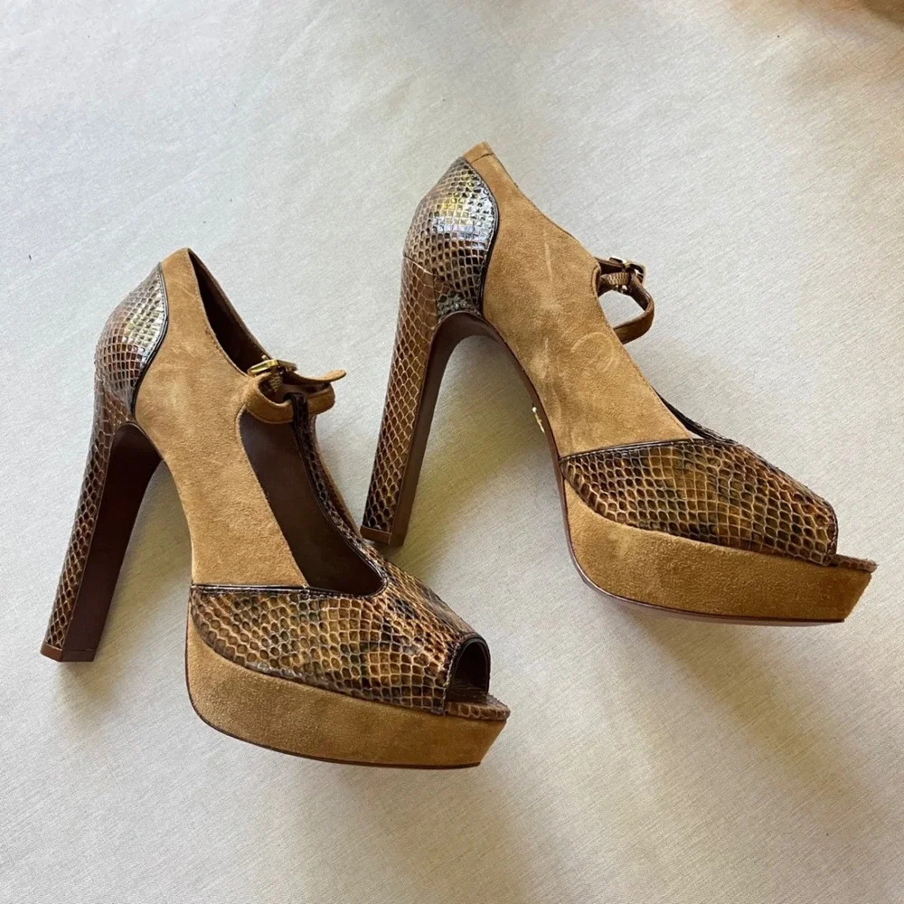 Tory Burch 8.5M Tan Suede Brown Snakeskin T-Strap Peep Toe Platform Heels Pumps